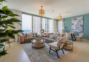 Opulent Stay at Marina Dubai with Vault Vacation Homes